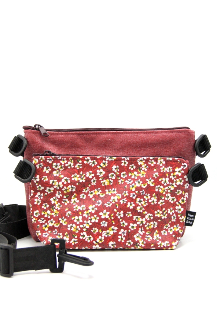 exemple de combinaison des 2 pochettes.
uni rouge U1 + 530 ( petite pochette )