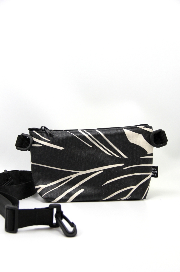 la petite pochette fantaisie 503 à associer à une pochette unie de votre choix.