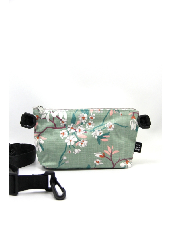 la petite pochette fantaisie 497 à associer à une pochette unie de votre choix.