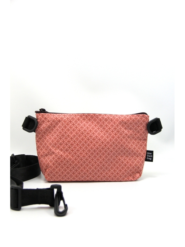 la petite pochette fantaisie 529 à associer à une pochette unie de votre choix.