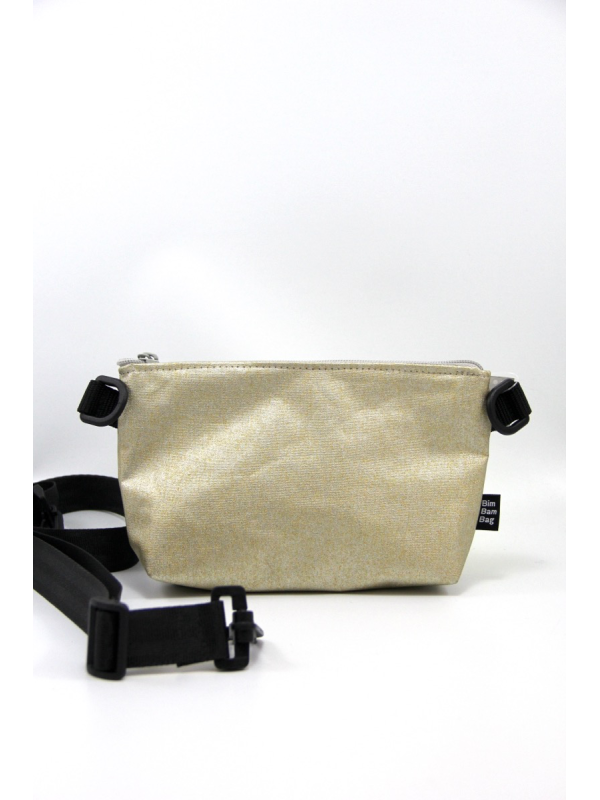 la petite pochette unie dorée à associer avec une grande pochette 
25.- pièce.